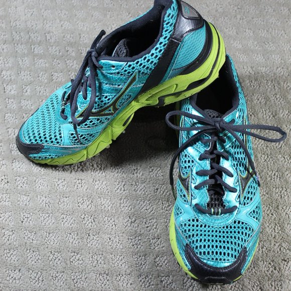 Mizuno Size 9 Wave Rider 14 Electric Teal and Navy Athletic Shoe - Picture 1 of 6